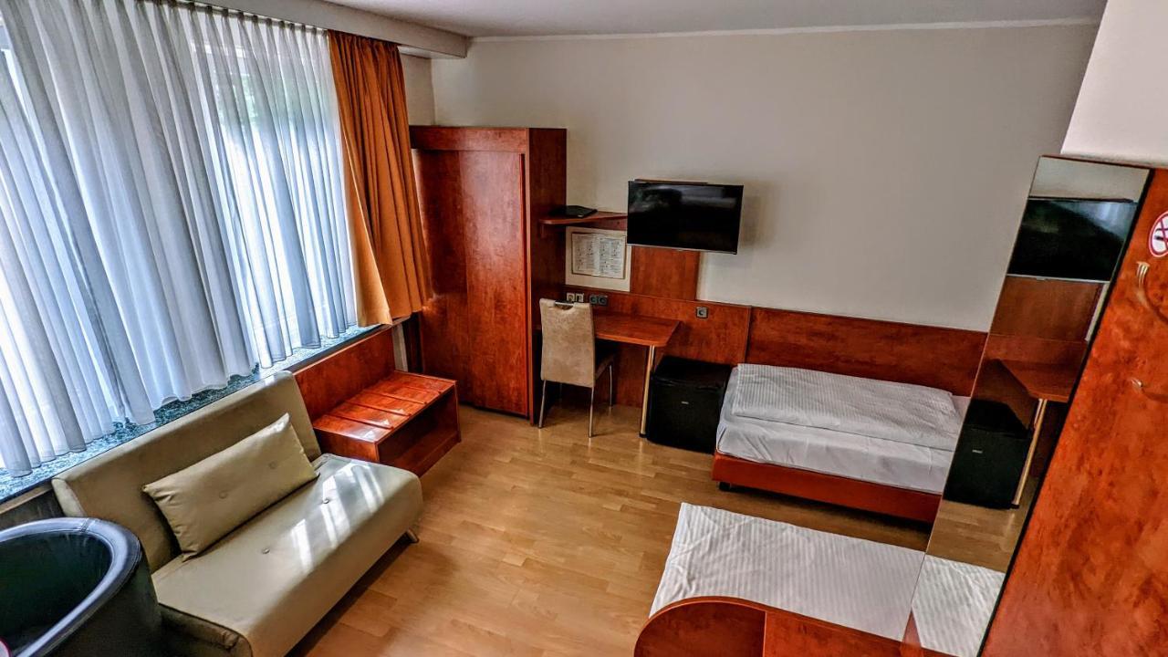 Hotel Am Rathaus Kassel Exteriör bild